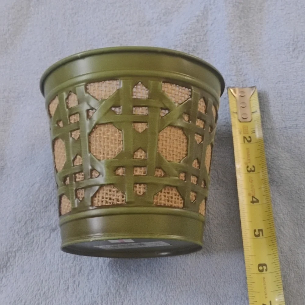 Flower Pots!